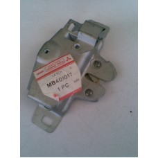 MB401017 MITSUBISHI  GALANT KAPUT KİLİT